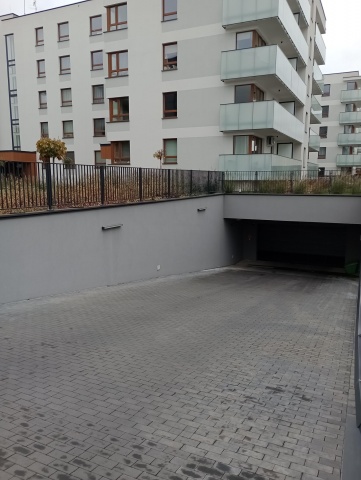 6904f199b9055_Bitwy Warszawskiej 1 wjazd 